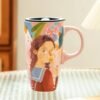 Office-friendly ceramic mug with lid for coffee and tea.