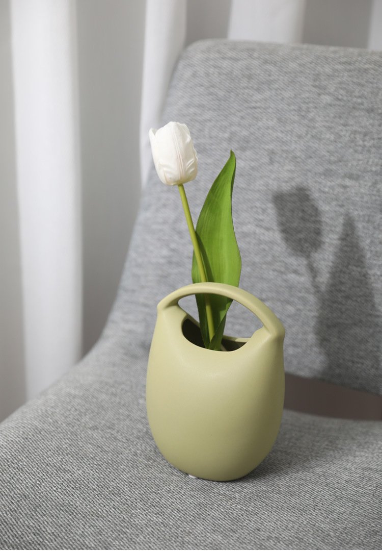 Wholesale ceramic bag vase for home and office decoration, Nordic style.