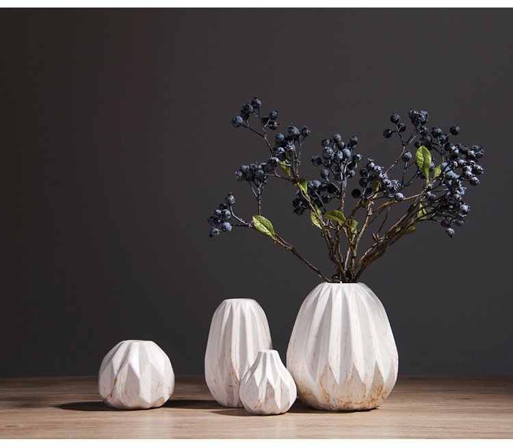 Nordic ceramic vase for flower arrangements, available in bulk