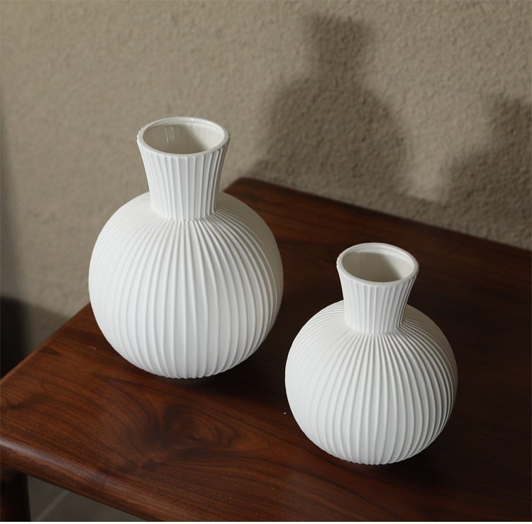 Nordic simple striped ceramic vase for dried flowers, available wholesale