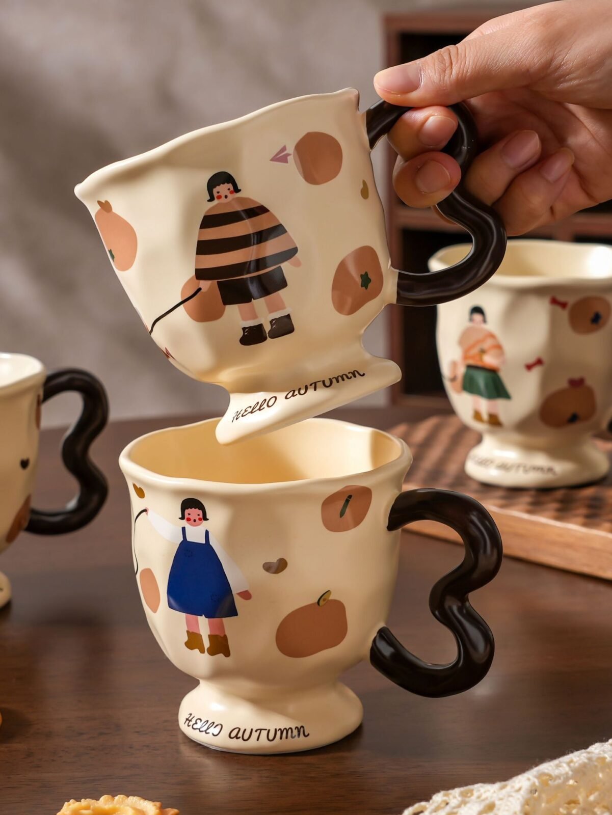 High stem ceramic mug with elegant vintage design