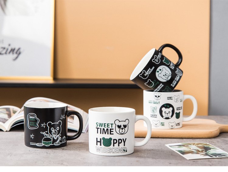 Bear-themed ceramic mug for couples, bulk wholesale supply.
