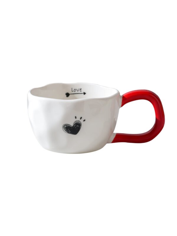 Ceramic heart-handle coffee cup