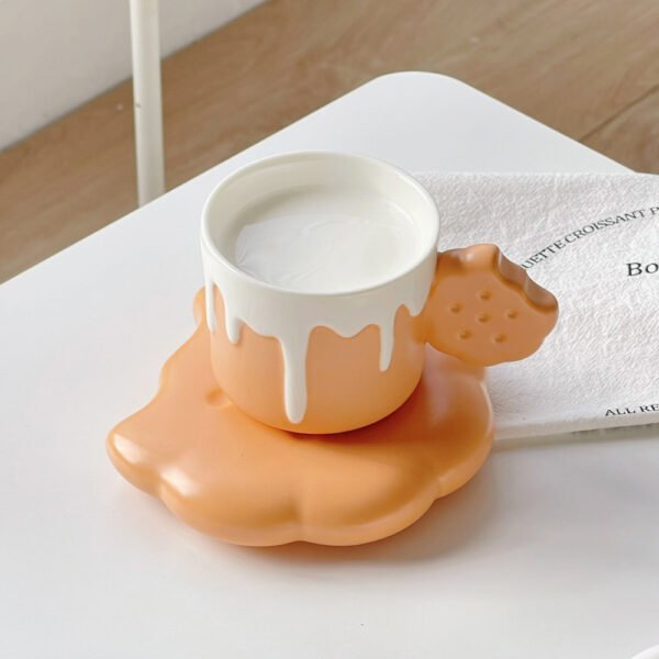 Ceramic Cookie Cup for Breakfast - Brown Edition