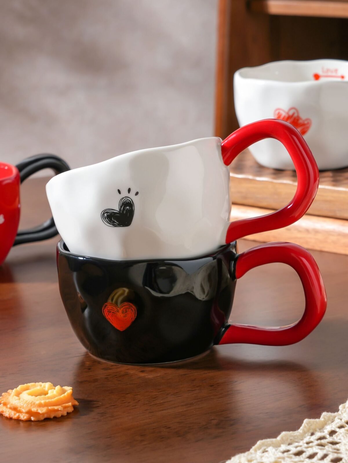Ceramic heart-handle mug for tea time