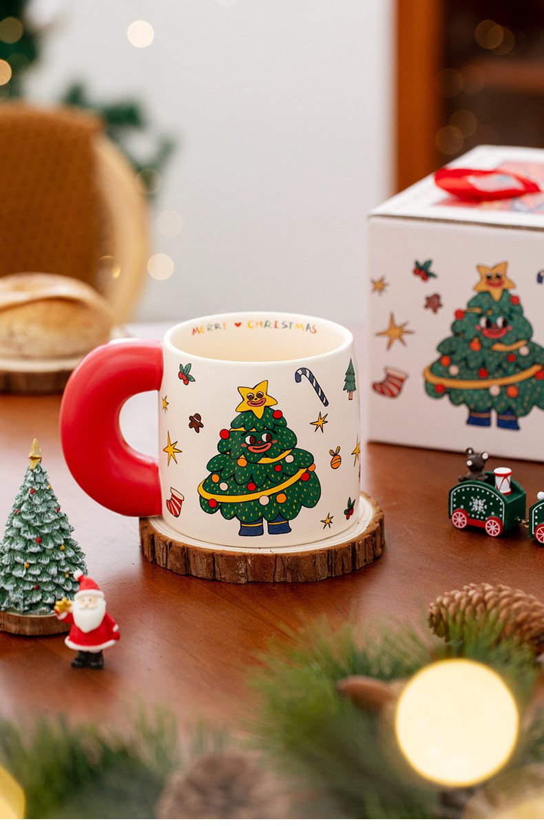 Christmas gift mug set with ceramic material, wholesale available